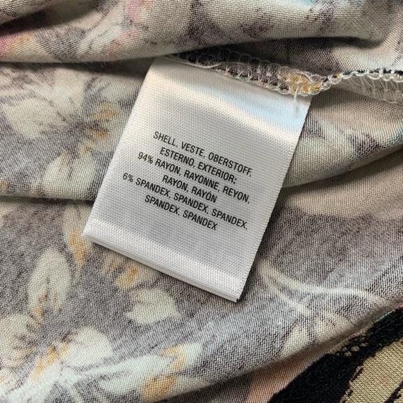 Vanessa Virginia Floral Black High Neck Twist Top - Picture 8 of 8